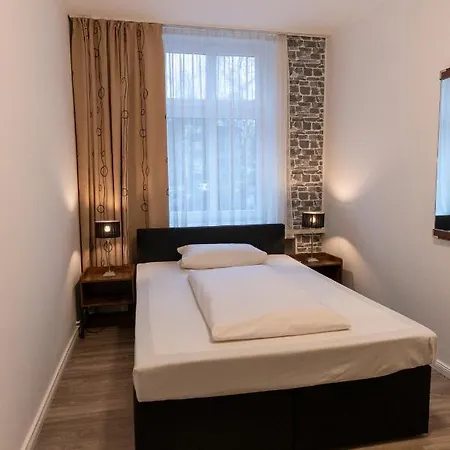 فندق Berliner Hof 3*