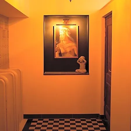 מלון Berliner Hof 3*
