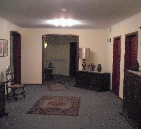 Berliner Hof מלון 3*